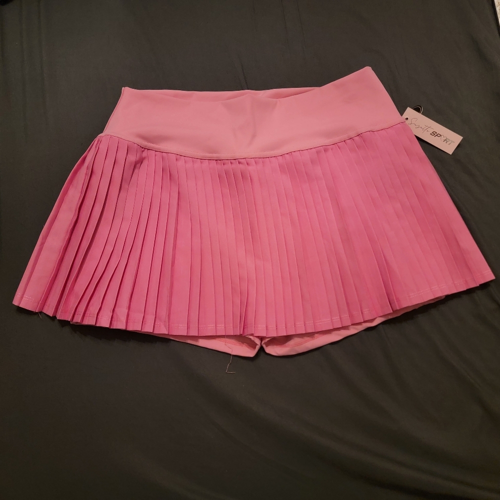 Pleaded skort